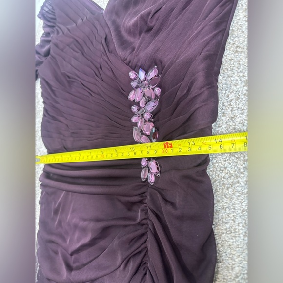 Adrianna Papell Aubergine Embellished 3/4 Sleeve Ruched Formal Gown Size 8 - Picture 8 of 16